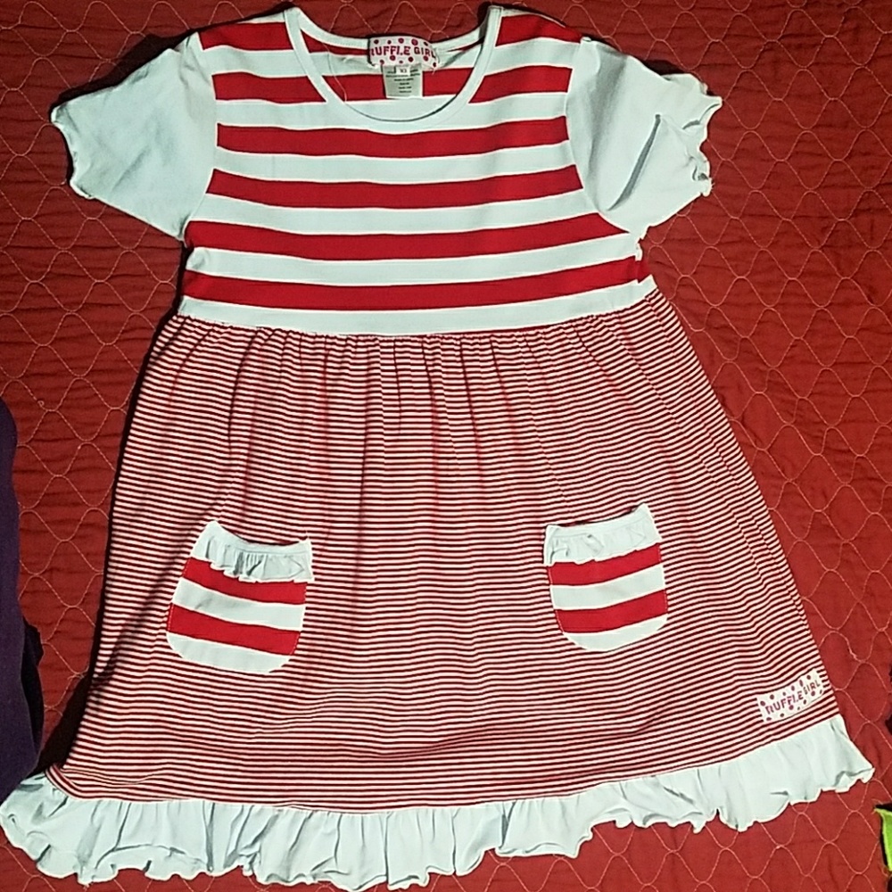 Ruffle girl capri suit